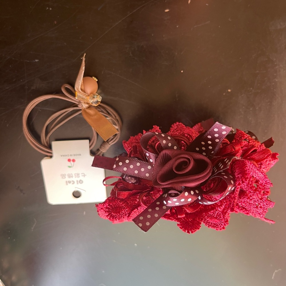 hair scrunchie